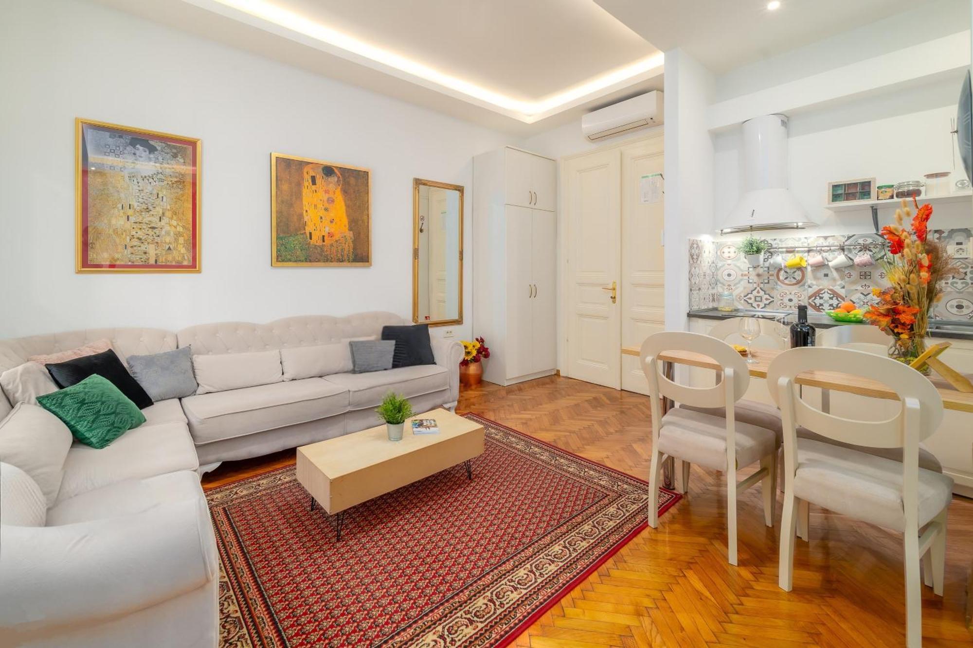 Aurelia Antik Apartments & Rooms, Zagreb City Center 외부 사진